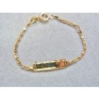 Baby graveer naamplaat armband goud. Bewerkt plaatje S schakeltje. Lengte 10-12 cm.