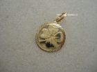 Klavertje4 in rand 13mm gouden bedel