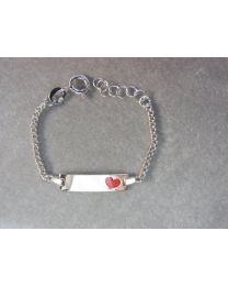 Plaat armband zilver baby met rood hartje op de plaat 