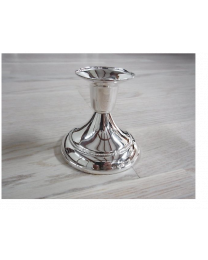 Zilveren kandelaar 5 cm parelrand.